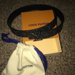 NIP Louis Vuitton belt 85 CM